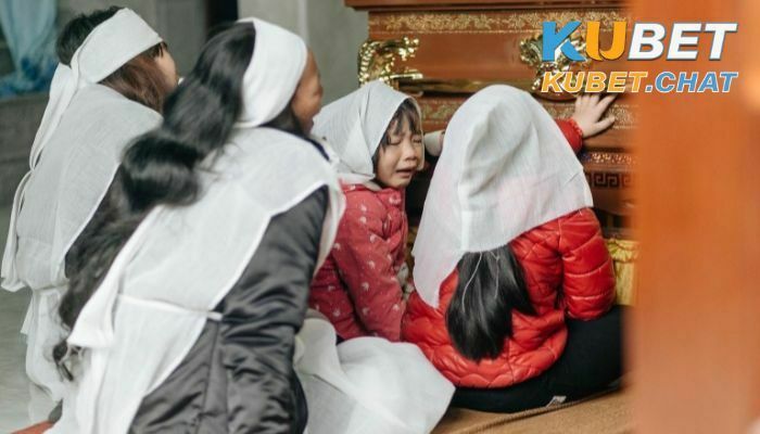 Mơ thấy khăn tang có ý nghĩa gì và đánh số nào? 4 Mơ thấy khăn tang nên đánh số nào?
