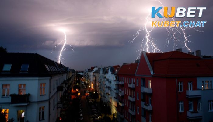 Ngủ mơ thấy sấm sét báo hiệu gì? 99+ số bạn đánh chắc thắng 2 Mơ thấy sấm sét đánh vào phòng của bạn