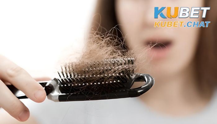 Tổng hợp giải mã nằm mơ thấy rụng tóc và top 10+ số may mắn 3 Đánh số gì khi nằm mơ thấy rụng tóc?