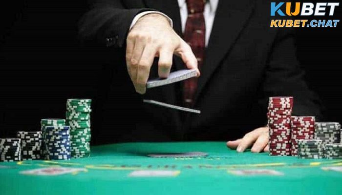 Trở thành ông trùm Poker với 3 cách đơn giản 3 Cách để trở thành ông trùm Poker