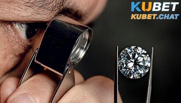 Mơ thấy kim cương có điềm báo gì? Nên đánh con số gì để đổi đời 3 Con số may mắn tương ứng khi mơ thấy kim cương