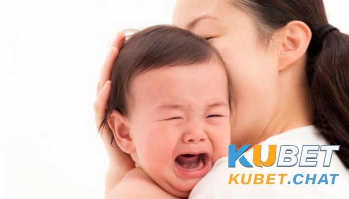 Mơ thấy em bé có phải là điềm lành và đánh số gì trúng? 2 Nằm mơ thấy em bé khóc